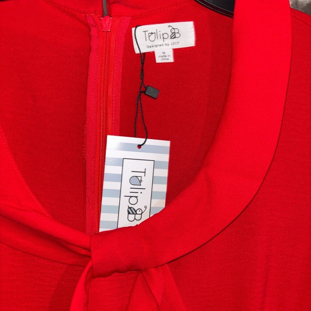 Tulip B Fit Flare Dress Womens Medium Red Bow Neck Short Sleeve NWT - Picture 4 of 12